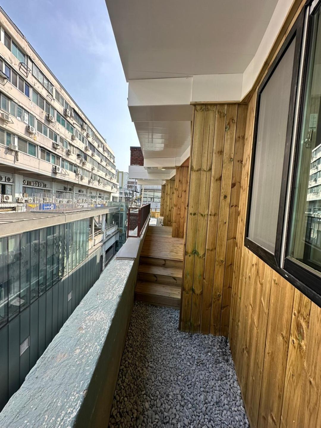 R Guesthouse Jongmyo Seúl Exterior foto
